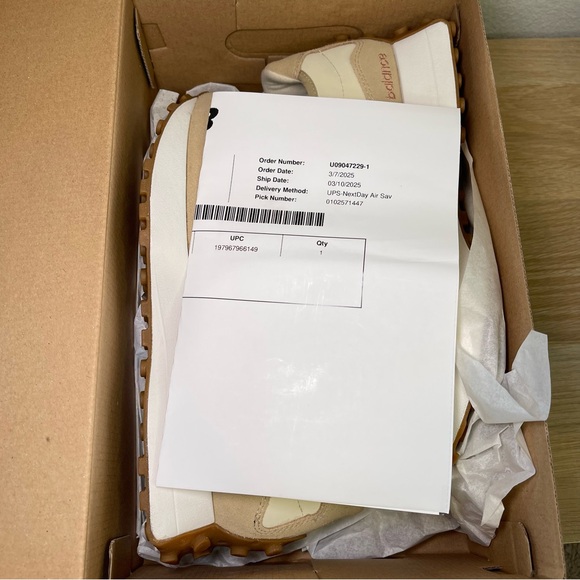 New Balance 327 Women’s Sneakers [NIB] – Beige Rose (WS327NKA) Size 10 - Picture 11 of 11